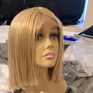 Synthetic ash blonde bob wig